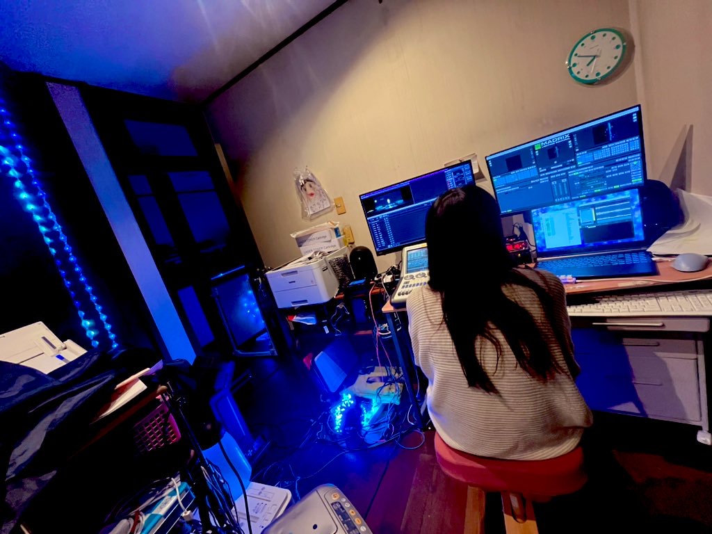 イルミネーションプログラミング制作中の様子